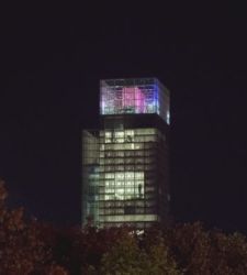 Chiara Camoni lights up the Piedmont Skyscraper: the new light of Luci d'Artista
