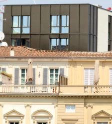 Wie wir zum schwarzen Würfel in Florenz kamen: die Geschichte des ehemaligen Teatro Comunale im Detail