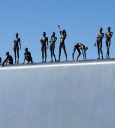 Sedici sculture di Giuseppe Bergomi installate nei borghi della costa toscana