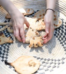 Dare forma ai sogni: il pane e l’arte partecipata di Ilaria Turba in mostra al MAN di Nuoro 