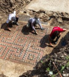 Intact Roman mosaic resurfaces in Alès, France: discovery during an excavation