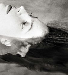 Lia Pasqualino: the silent portraitist who captures the soul in waiting