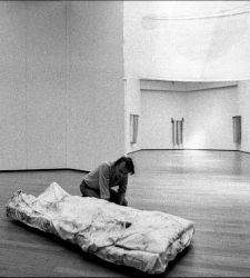 Milan, Pirelli HangarBicocca will host an extensive retrospective dedicated to Luciano Fabro in 2026