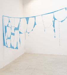 Fiber art e sperimentazione tessile: Marion Baruch in mostra a Brescia