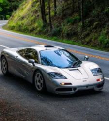 Aste dal 6 al 14 agosto 2025: gioielli, auto da collezione e memorabilia sportivi