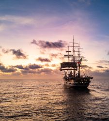 La nave Vespucci ha scelto Jago e Quinn per rappresentare l'arte italiana. Non c'era di meglio?