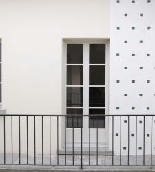 Ad Ascona una mostra dedicata al legame tra Niele Toroni e Harald Szeemann