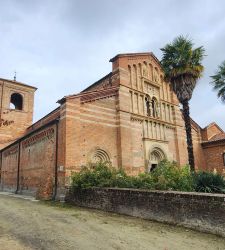 Santa Maria di Vezzolano, l'abbaye qui a &eacute;chapp&eacute; au temps