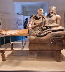 Etruskisches Museum der Villa Giulia, ein Teil des Hochzeitssarkophags wurde restauriert und an einen anderen Ort gebracht  