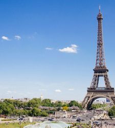 Paris, même la Tour Eiffel ferme en raison des fortes chaleurs