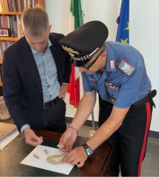 Pompei, turista scozzese nasconde sei pietre nello zaino. Denunciato per furto aggravato