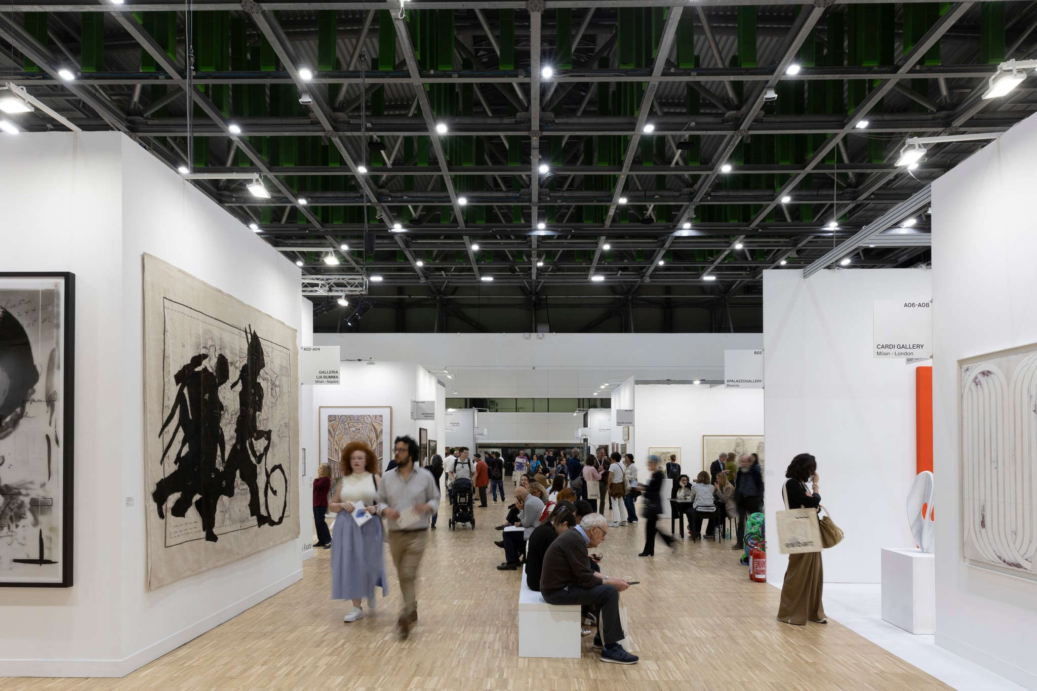 Miart, la nuova sede non convince: per i galleristi è poco funzionale. Le critiche