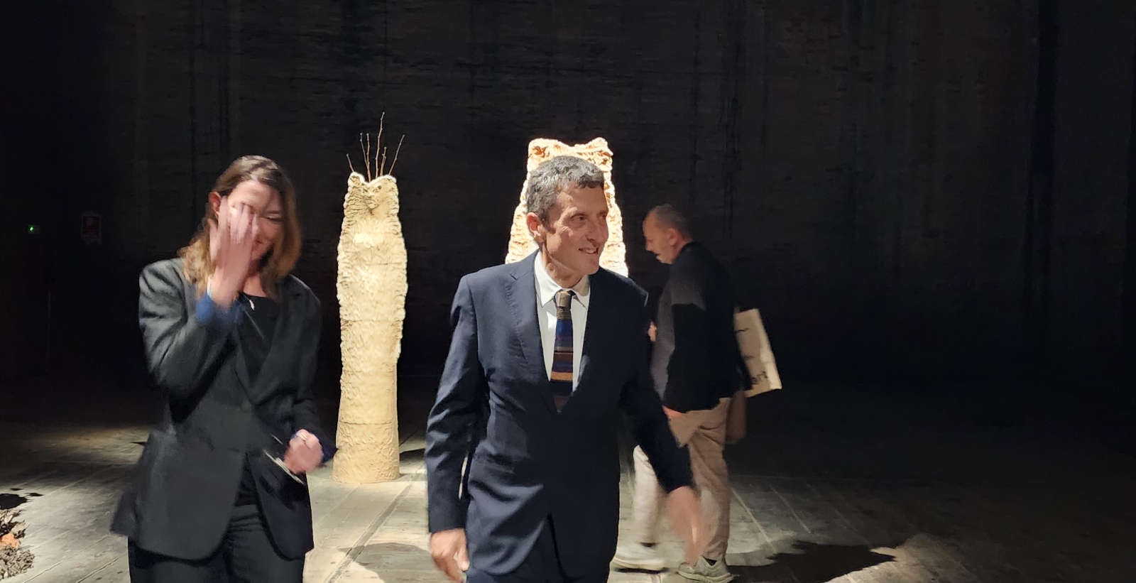 La Biennale di Venezia esiste solo quando scoppiano le polemiche?