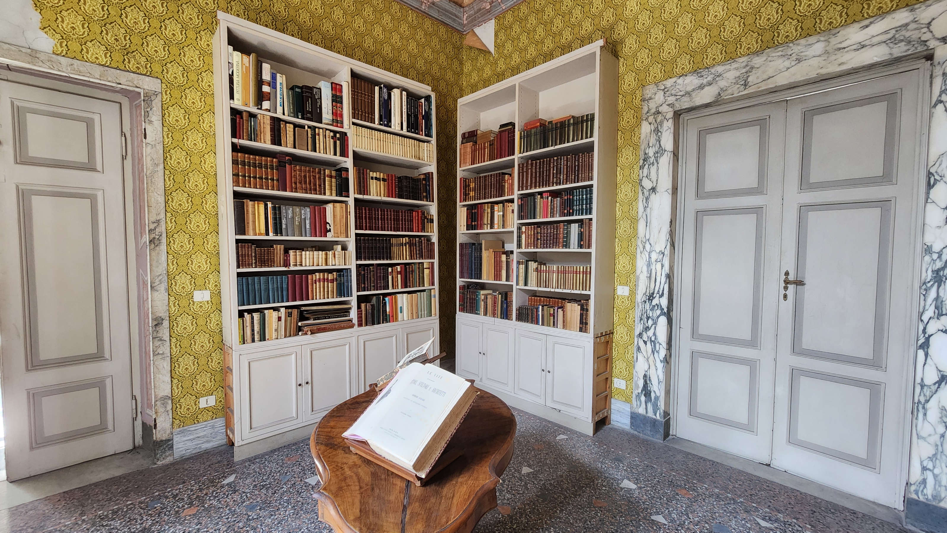 Die Bibliothek von Carlo Sarteschi