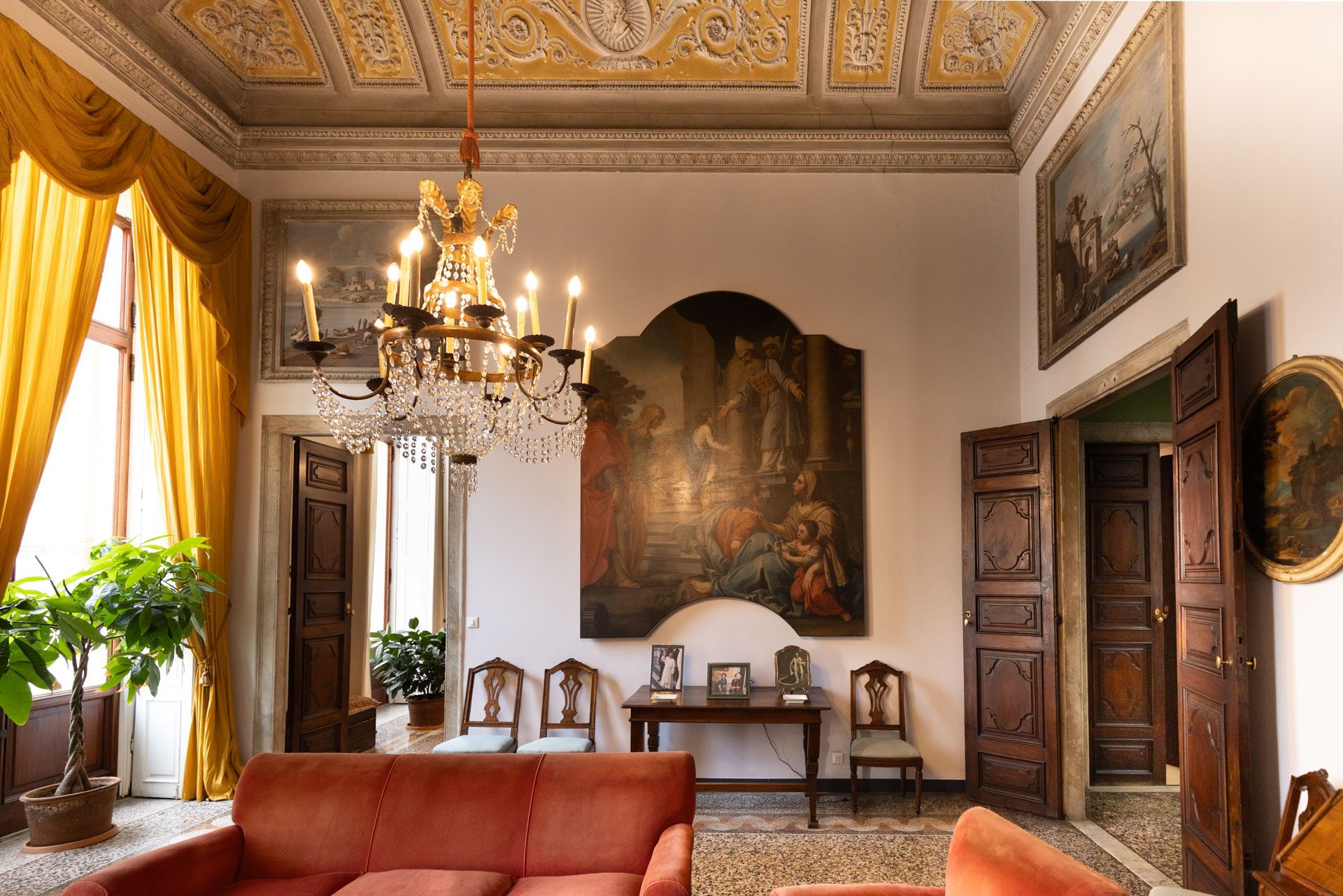 Rooms of Palazzo Sinibaldo Fieschi. Photo: Alessandro Pasquali / Danae Project