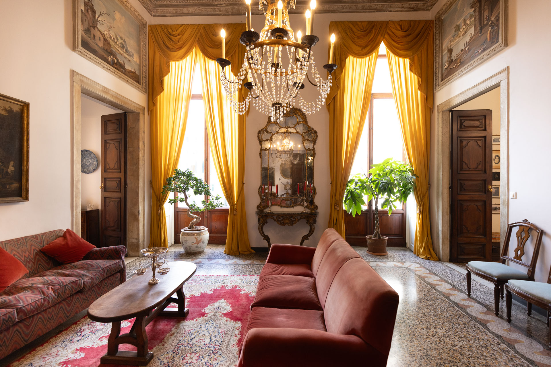 Rooms of Palazzo Sinibaldo Fieschi. Photo: Alessandro Pasquali / Danae Project