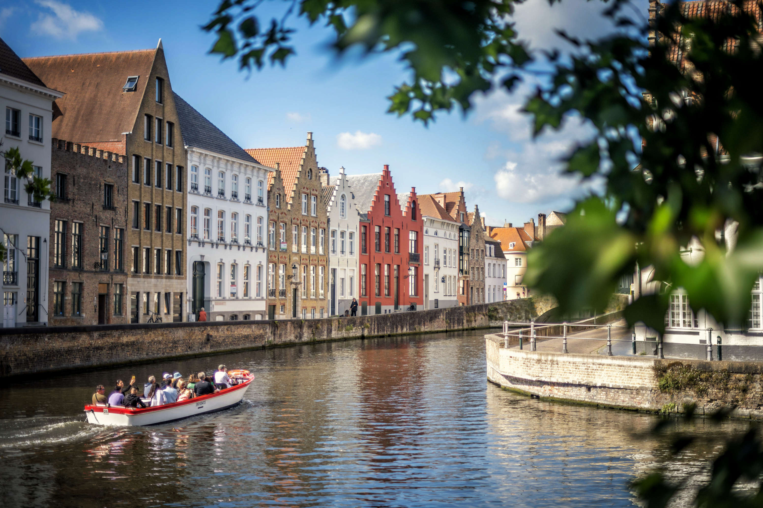 Bruges, Spinolarei. Photo: Visit Bruges / Jan Darthet
