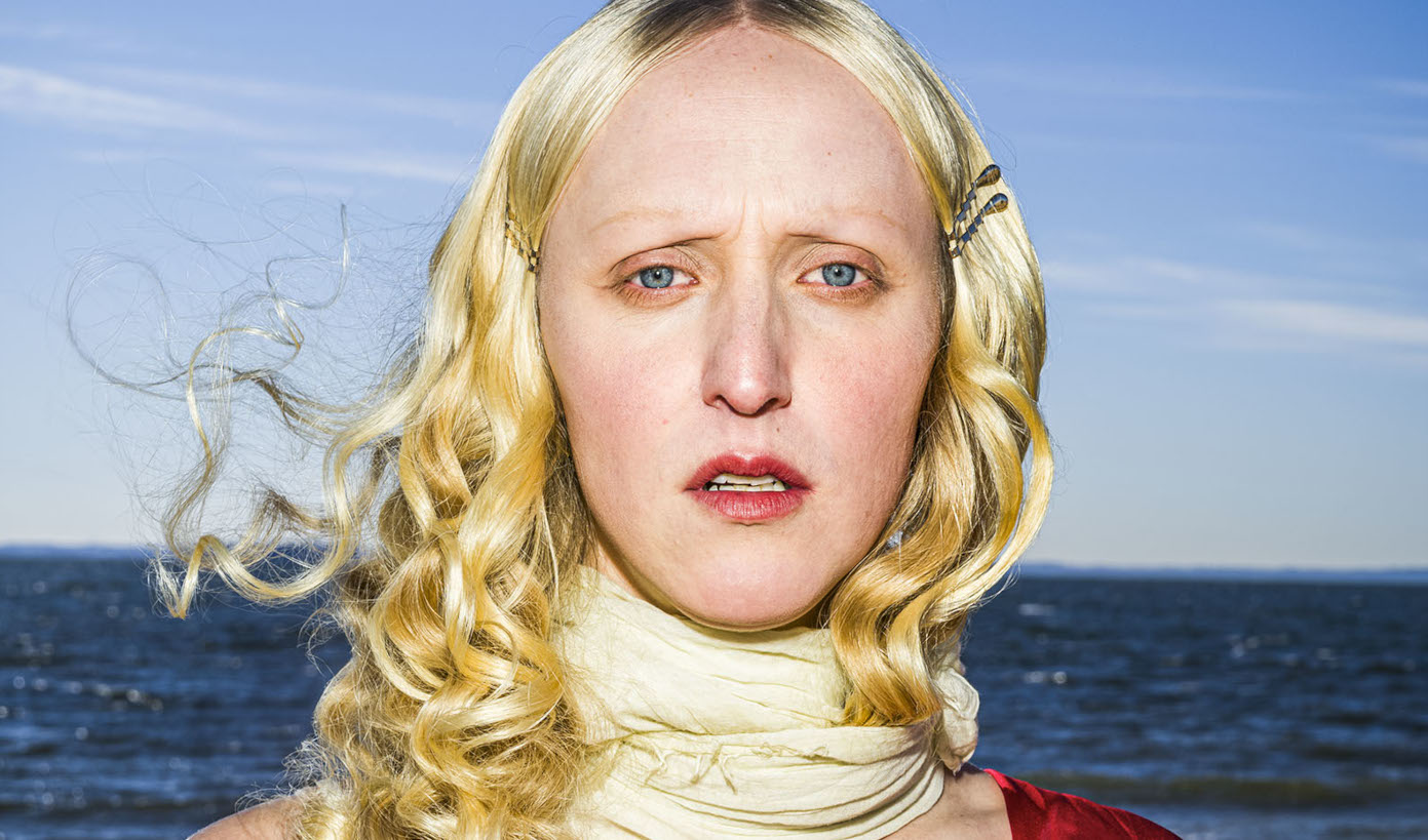 A Brescia, Bruce Gilden si confronta con Raffaello: il dittico fotografico entrerà nella collezione permanente