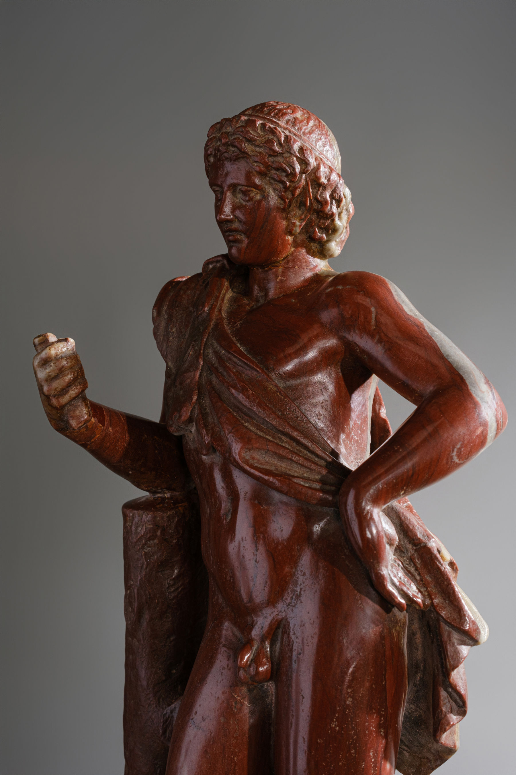 Salón Raritas Brun Fine Art. Antiguo Sátiro Rojo Roma (siglo XIX)