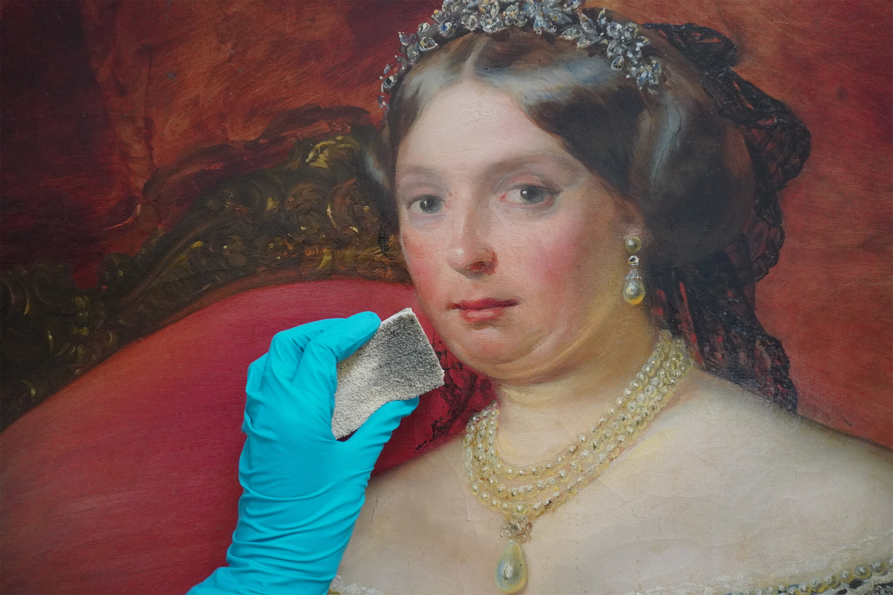 Parma, torna esposta alla Galleria Nazionale dopo il restauro la Luisa Maria di Berry di Giulio Carlini