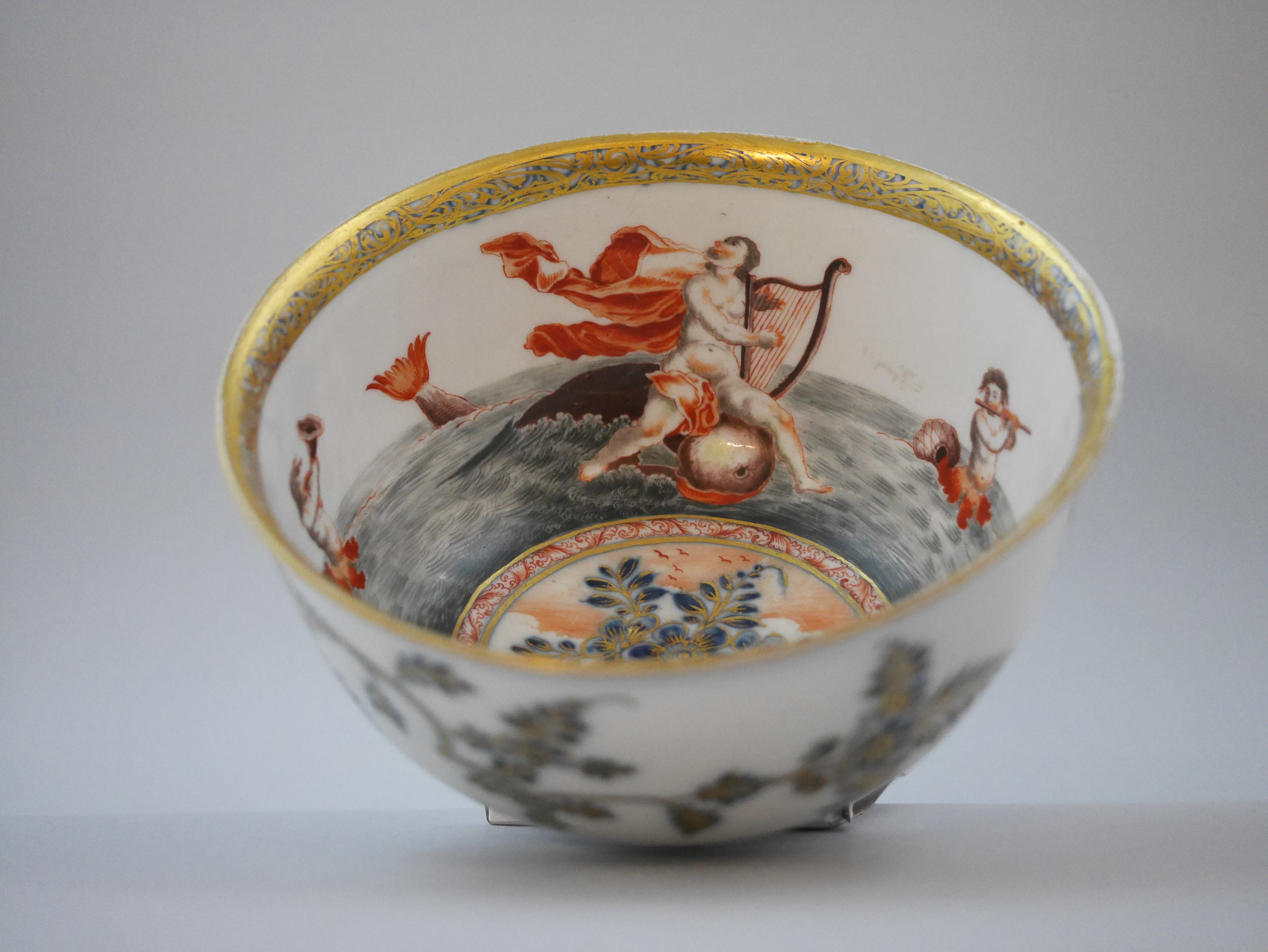 Al MIC Faenza una mostra sulla porcellana degli Hausmaler, i pittori in casa del Settecento