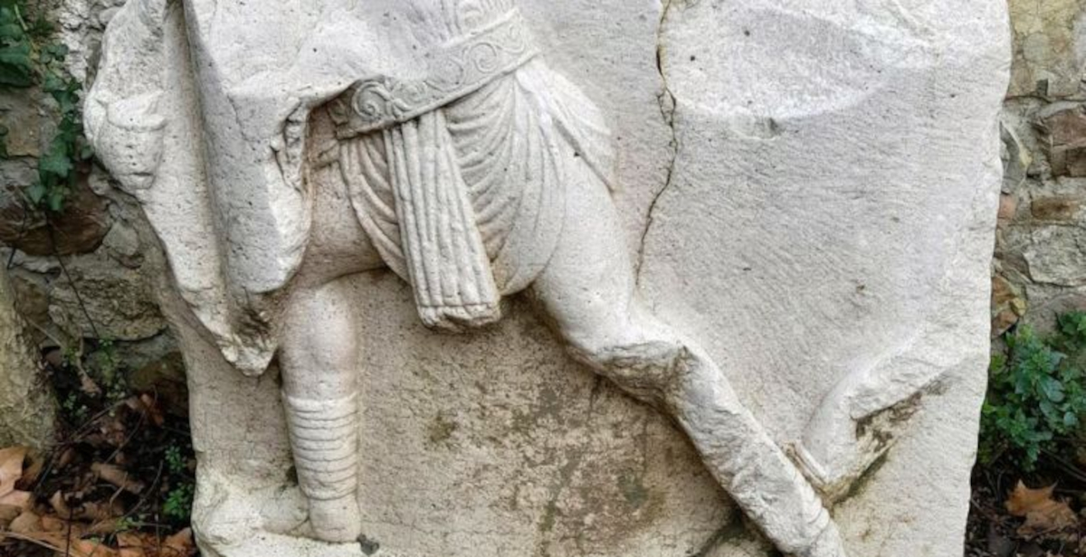 Apollosa (Benevento), scoperto monumento funerario romano con scene di gladiatori