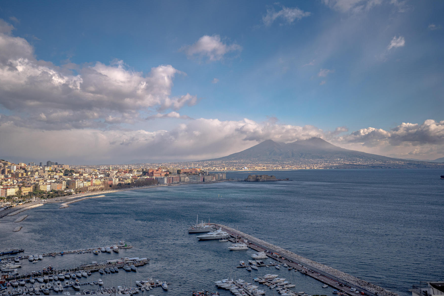 Golfe de Naples. Photo : Jorjoson