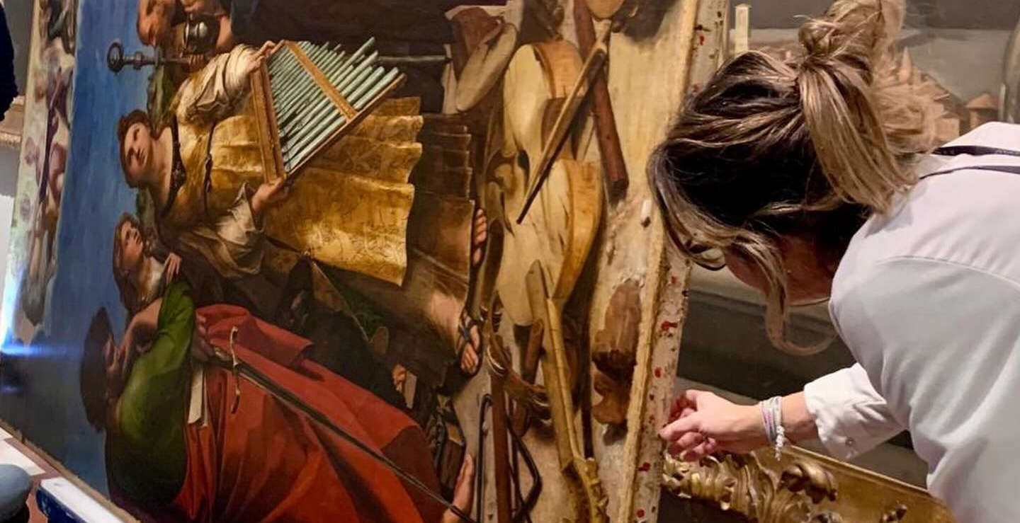 L'Estasi di Santa Cecilia di Raffaello vola da Bologna al Metropolitan di New York