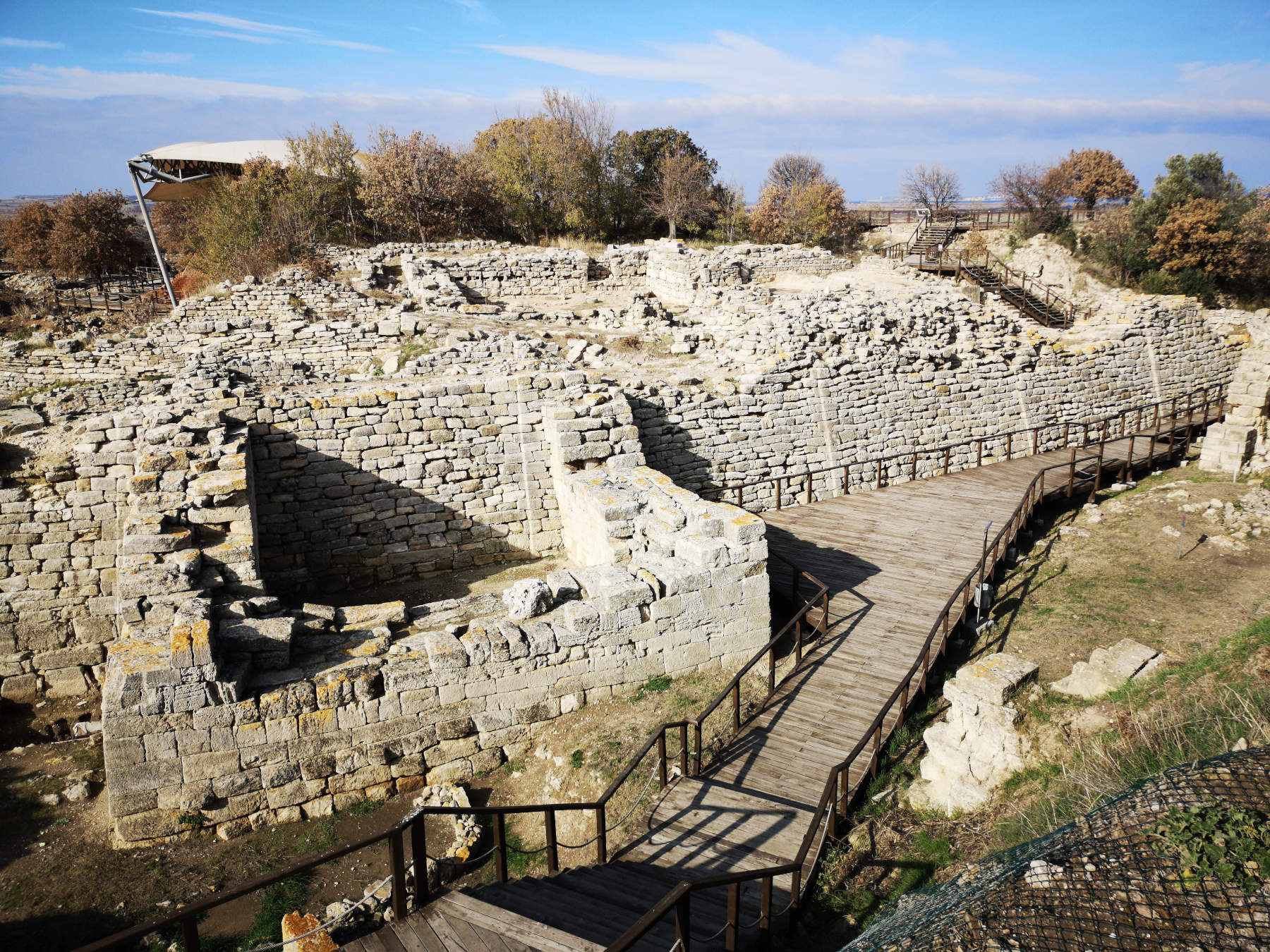 Archäologische Stätte des antiken Troja in &Ccedil;anakkale. Foto: T&uuml;rkiye Turizm ve Tanıtım Geliştirme Ajansı („TGA&ldquo;)