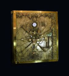 The giant Book of Revelation, illustrated by Salvador Dal&iacute;, was stolen in France