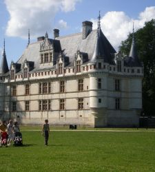Calder in the Loire Valley: Fifteen Places to Rediscover the Artist