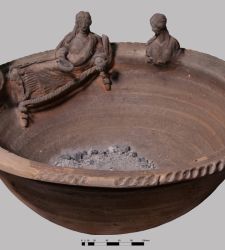 Aromatic substances from Africa and Asia also in Pompeii's smoke burners: a study 