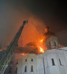 Kiev under attack, hit and damaged Dormition Cathedral, UNESCO heritage site 