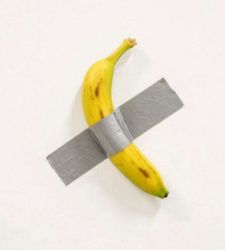 Maurizio Cattelan's banana stolen from the Centre Pompidou-Metz. Museum's complaint against unknown persons