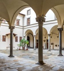 Arezzo, restored and reopened the monumental courtyard of the Museum of Medieval and Modern Art
