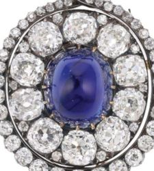 Dorotheum, record for a Kashmir sapphire brooch sold for 779,000 euros