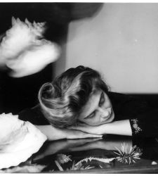 Rome, Gagosian brings together 50 shots by Francesca Woodman on her relationship with Surrealism