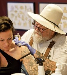 Ad Amsterdam puoi farti tatuare un Rembrandt: il progetto torna nella sua casa museo