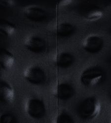 At Unipol Tower in Milan, Alberto Burri in dialogue with five creations of contemporary Japanese fashion