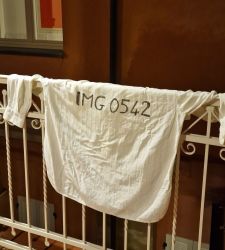 Luca Rossi bewertet mehr als 60 zeitgen&ouml;ssische K&uuml;nstler: der Michelin-F&uuml;hrer 2026