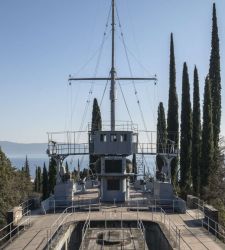 Bad Weather in the Upper Garda Area: The Main Mast of the &ldquo;Nave Puglia&rdquo; Has Broken at the Vittoriale