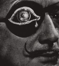 Dal&iacute; and Fashion: The Artist&rsquo;s Relationship with Clothing, the Body, and Identity at Palazzo Reale