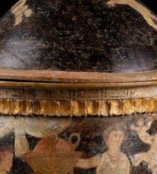The Centuripe pyx returns to Sicily: the Allard Pierson Museum returns the ancient vase following new research