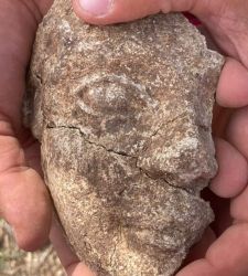 In Pyrgi (Santa Marinella, Rome), the face of the goddess Uni has resurfaced: a new discovery in Temple B