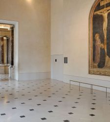 Louvre, water seepage damages 19th century painting in Beato Angelico room