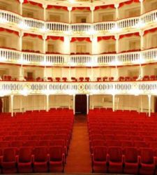 Neapel: Das Kulturministerium will das Sannazaro-Theater kaufen, um es wiederzubeleben