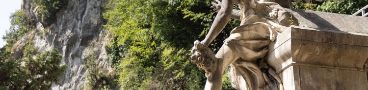 Il Cimitero Monumentale di Marcognano: un libro di marmo che racconta la storia di Carrara